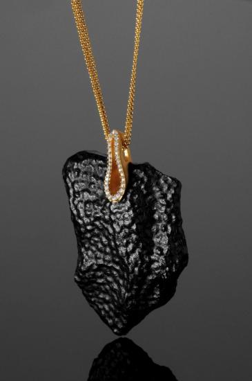 BLACK GLOSS NECKLACE Kopia